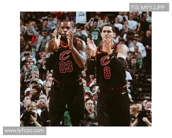 骑士与雷霆激战正酣在线直播全程回顾与精彩瞬间分享